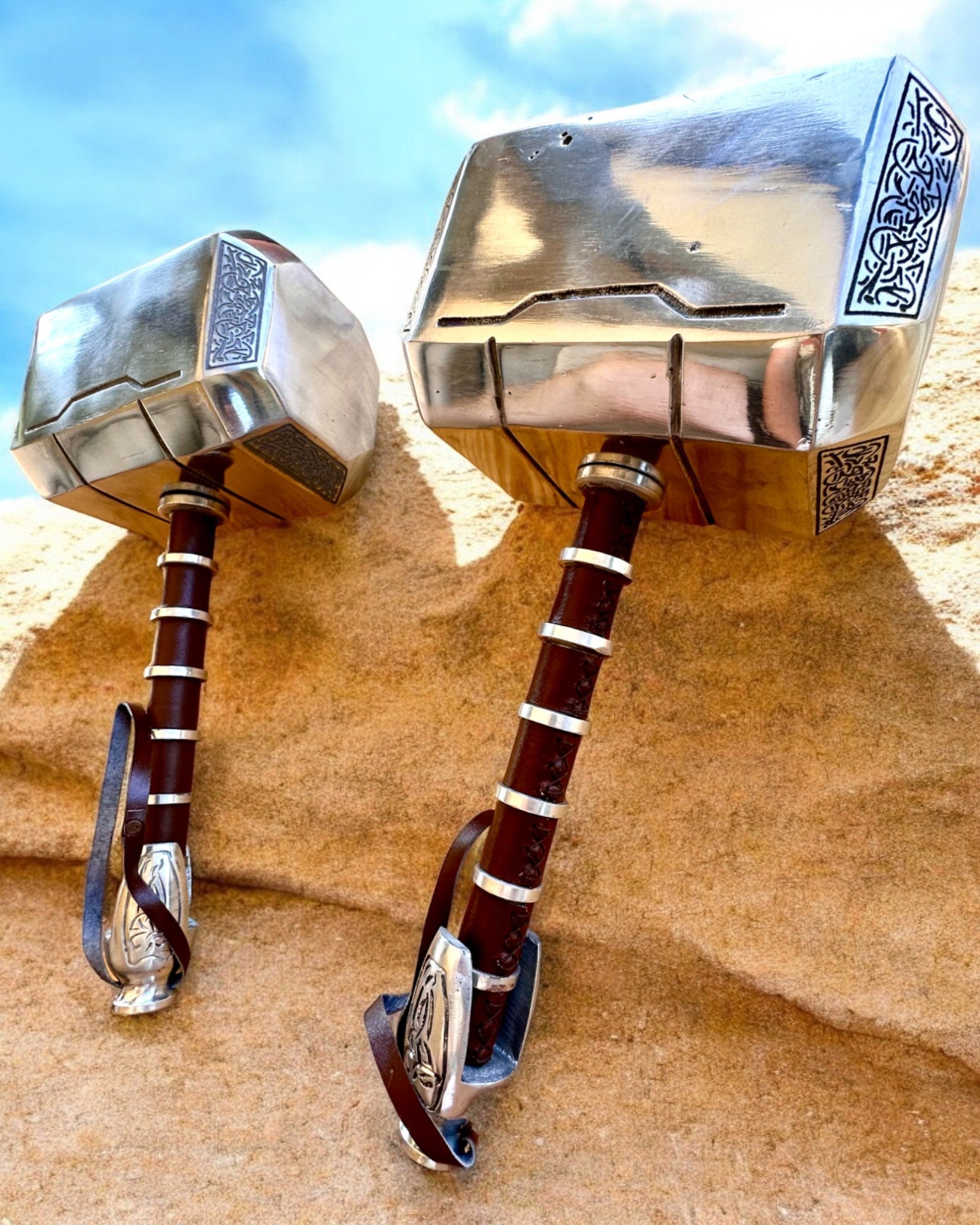 Mjölnir "Chief" - Handgefertigter Schmiedehammer, Personalisierung mit Gravur als Geschenk